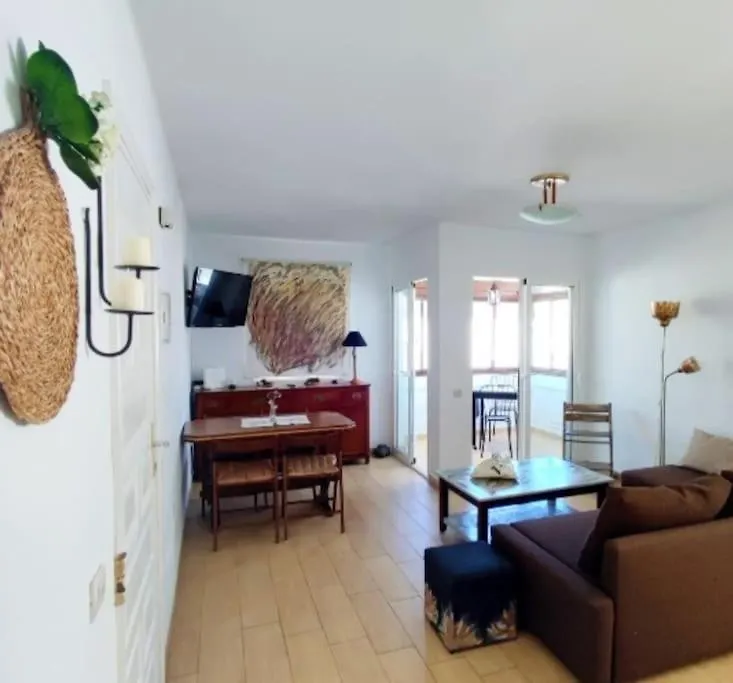 Casa Roshan Playa Honda  Espanha